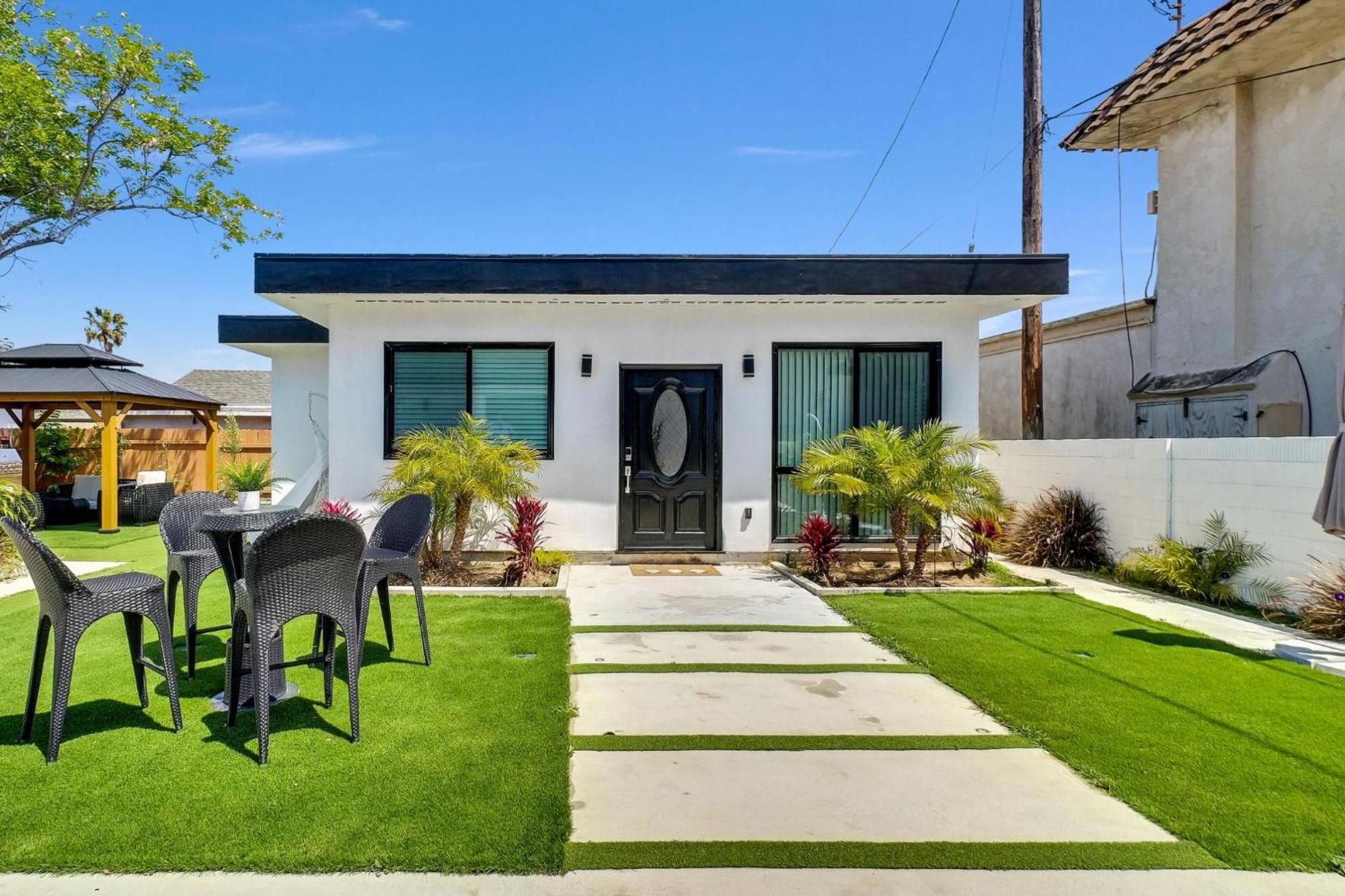Luxury 2 Bedroom Villa Huntington Beach Exterior photo